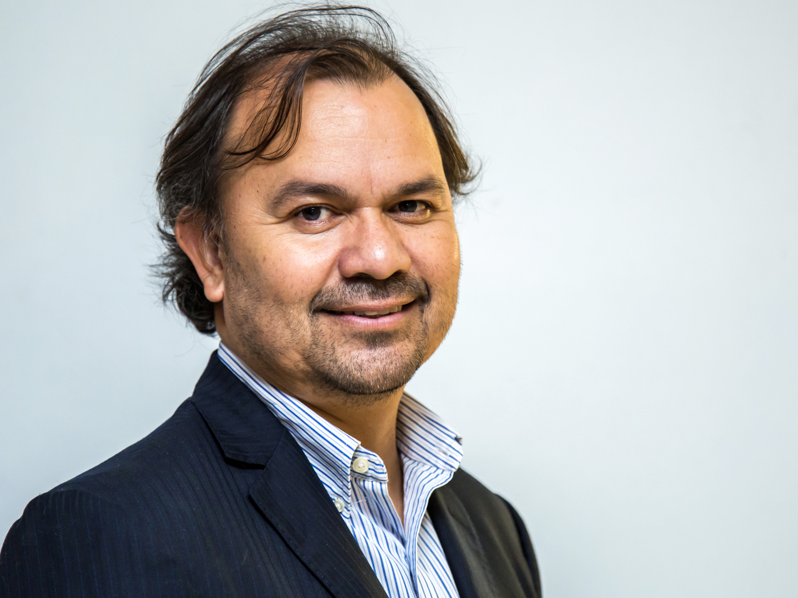 Dr. Ricardo Guirado