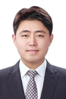 Dr. Jinseok